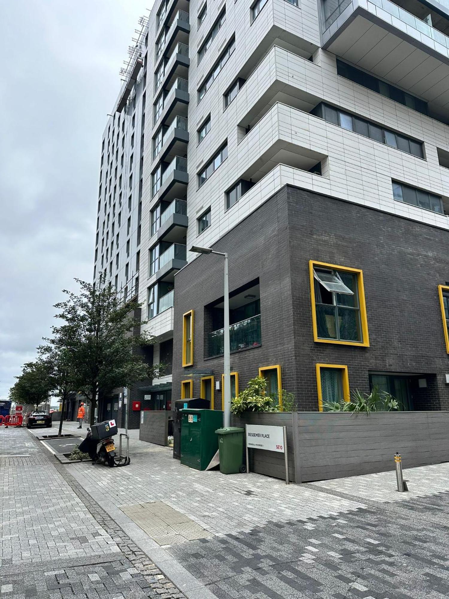 Waterfront- Greenwich O2 Arena 2 Bed Flat Апартаменты Лондон