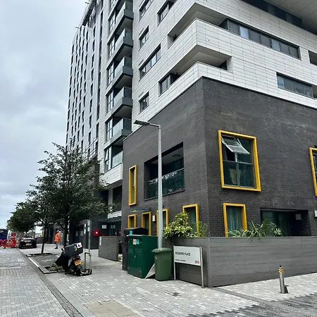 Waterfront- London Greenwich O2 Arena 2 Bed Flat Экстерьер фото