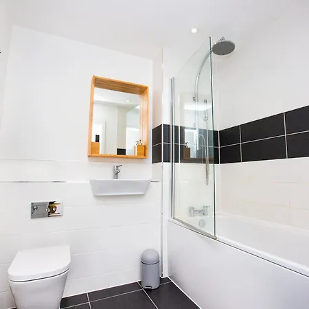 Waterfront- London Greenwich O2 Arena 2 Bed Flat Экстерьер фото
