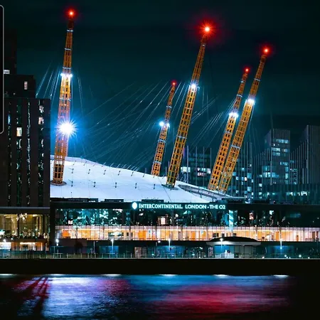 Waterfront- London Greenwich O2 Arena 2 Bed Flat Экстерьер фото