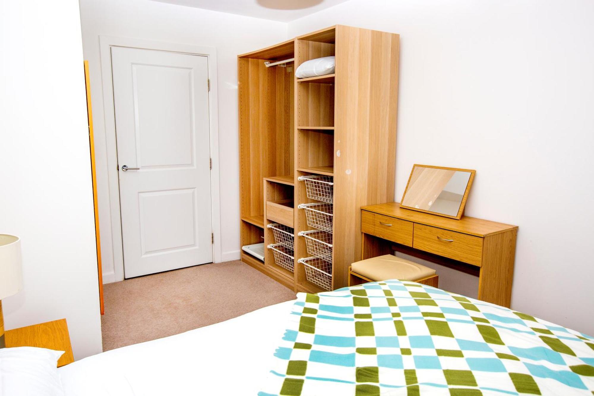 Waterfront- Greenwich O2 Arena 2 Bed Flat *