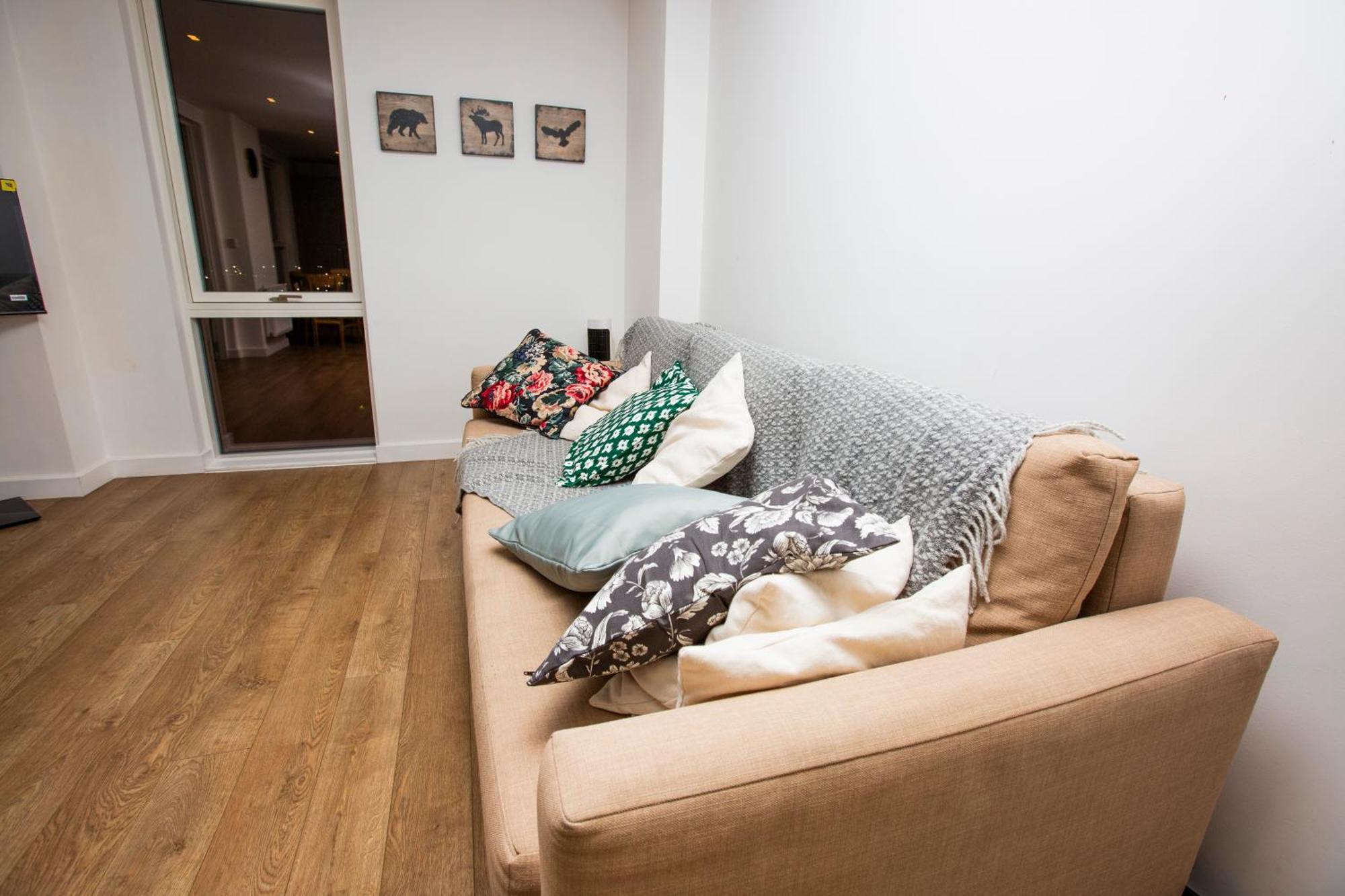 Apartment Waterfront- Greenwich O2 Arena 2 Bed Flat *